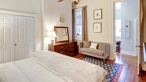Apartment, Multiple Beds (Hideaway on Jones)