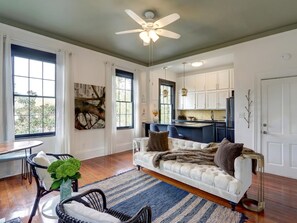 公寓客房, 1 張加大雙人床 (Park Avenue Treehouse) | 客廳