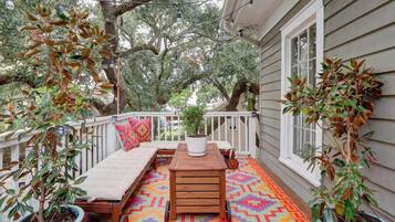 Condo, 1 Queen Bed (Park Avenue Treehouse) | Balcony