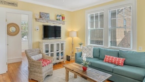 Condo, 2 Queen Beds (Splash Inn Upper) | Living room - Splash Inn Upper (Tybee Island)