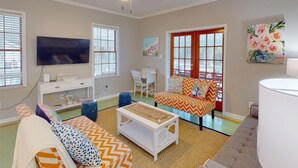 House, Multiple Beds (Shellseeker) | Living room - Shellseeker (Tybee Island)