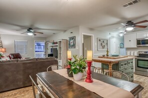 公寓, 多張床 (Not Renting - Beach Haven Lower) | 私人廚房