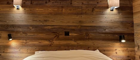 5 Schlafzimmer, Bügeleisen/Bügelbrett, kostenloses WLAN, Bettwäsche