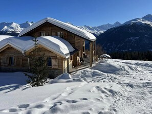 Esterni