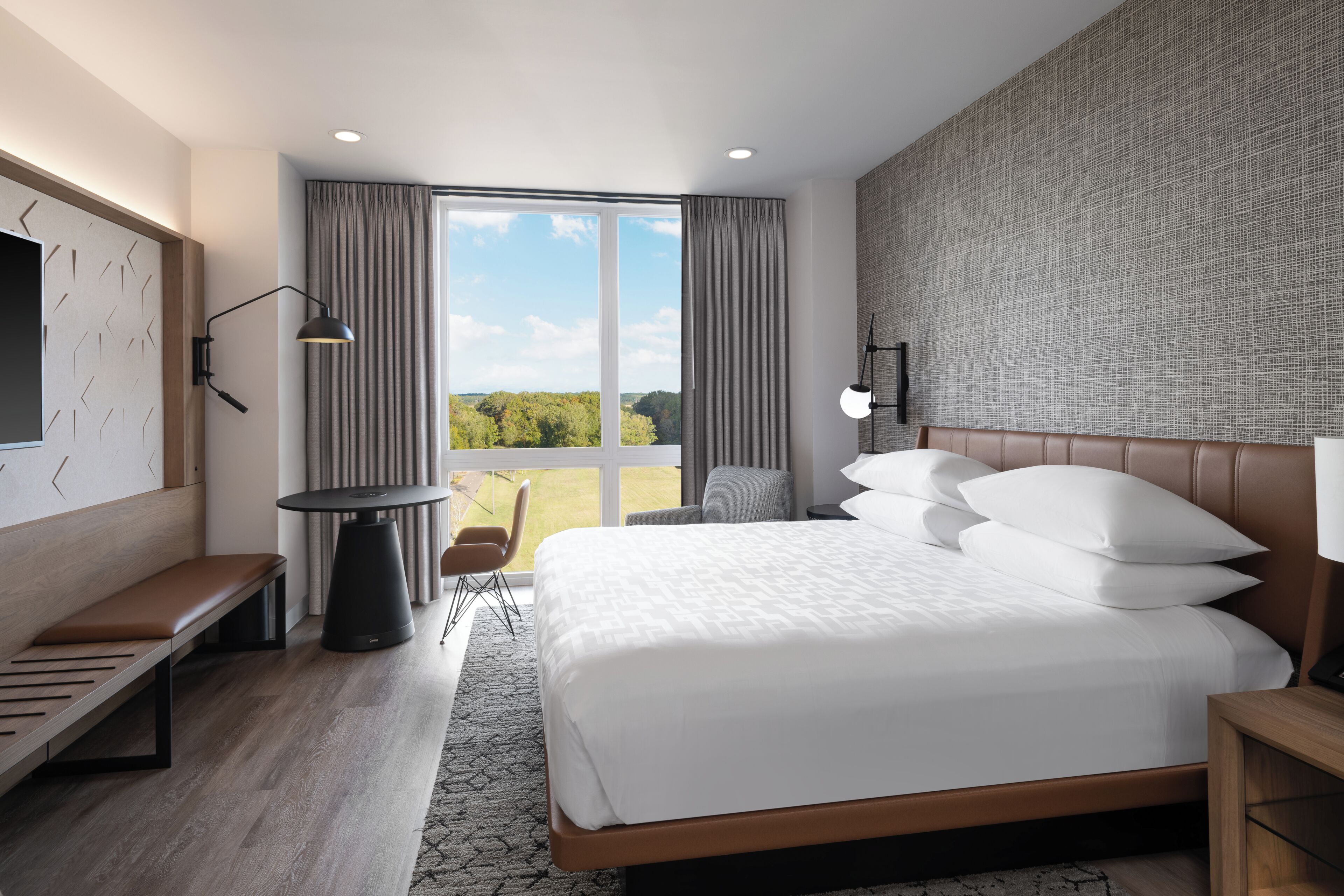 Signature-Suite, 1 King-Bett, Blick auf den Golfplatz | Hochwertige Bettwaren, Daunenbettdecken, Pillowtop-Betten, Zimmersafe