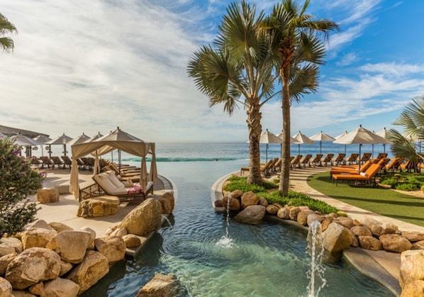Outdoor pool, an infinity pool