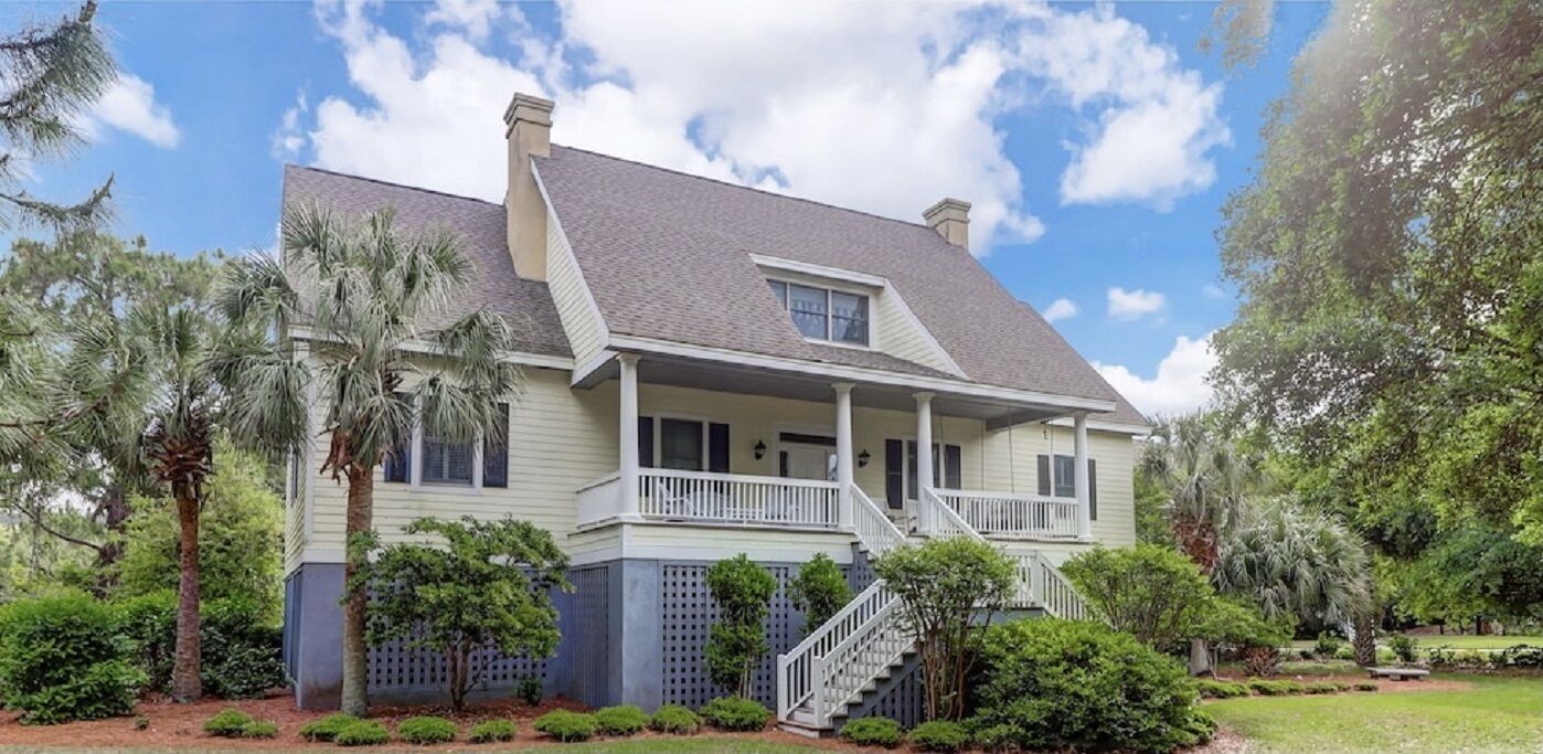 Seabrook Island: Ocean beaches, golf, tennis, equestrian, pools, amenity cards.