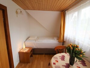3 Schlafzimmer, Schreibtisch, Internetzugang