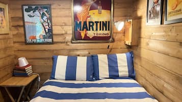 1 Schlafzimmer, BĂŒgeleisen/BĂŒgelbrett, WLAN, BettwĂ€sche