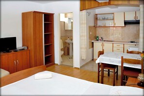 4 Schlafzimmer, WLAN, Bettwäsche