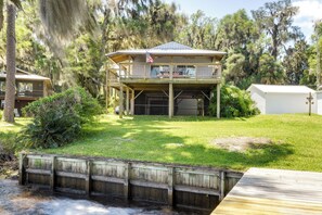 Exterior - Renovated Crescent Lake Escape w/ Waterfront Deck! (Crescent City)