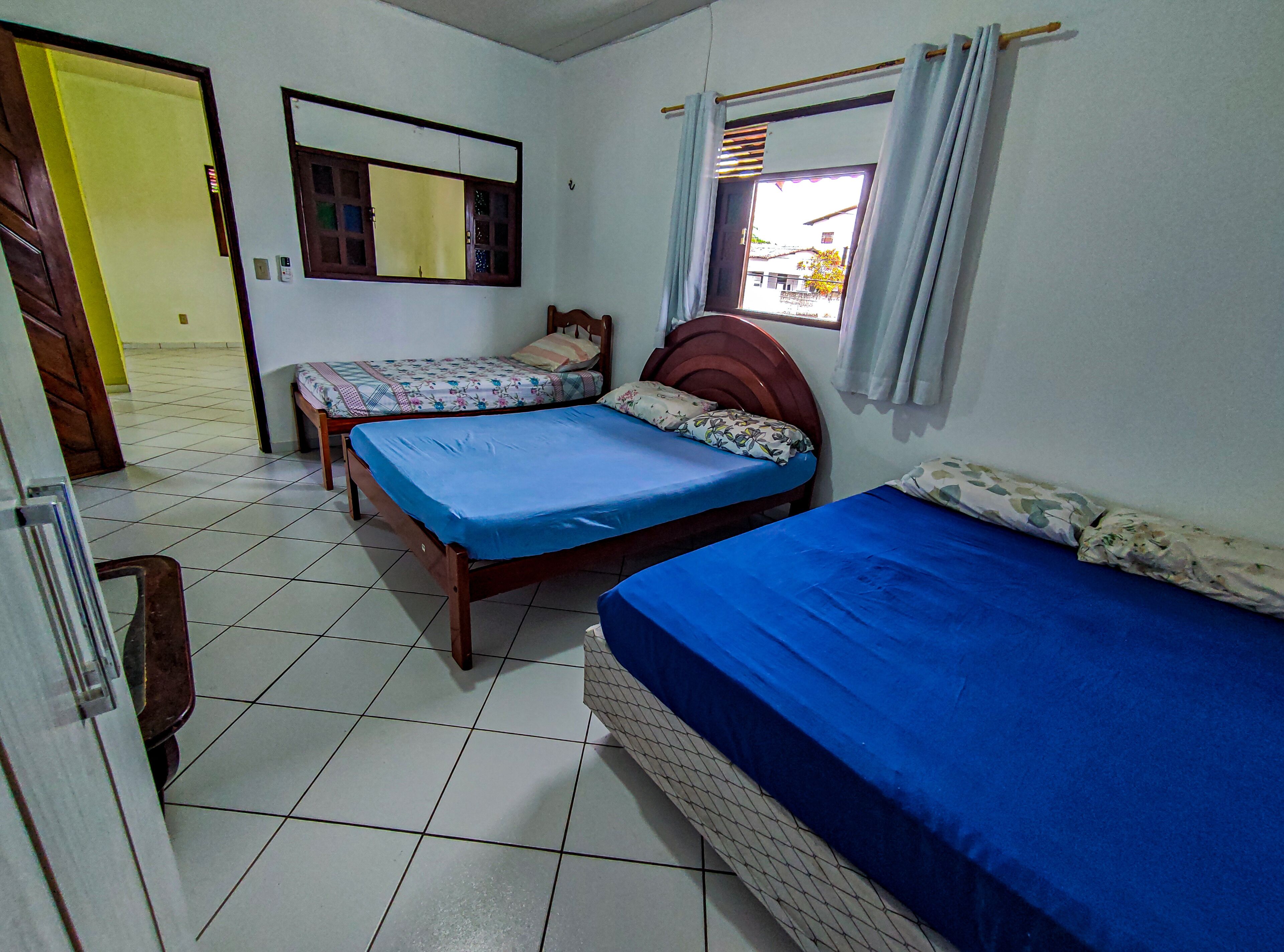 3 quartos, Wi-Fi de cortesia, roupa de cama