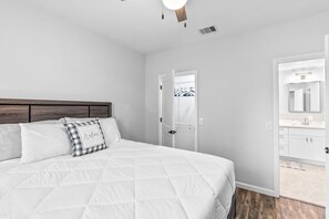 1 chambre, fer et planche Ă repasser, lit parapluie, Wi-Fi gratuit