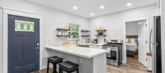 Fully renovated historic train depot bungalow in old town League City! Bright, stylish 1BR/1BA home.