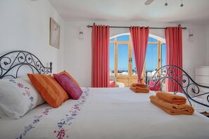 4 habitaciones, tabla de planchar con plancha y wifi gratis