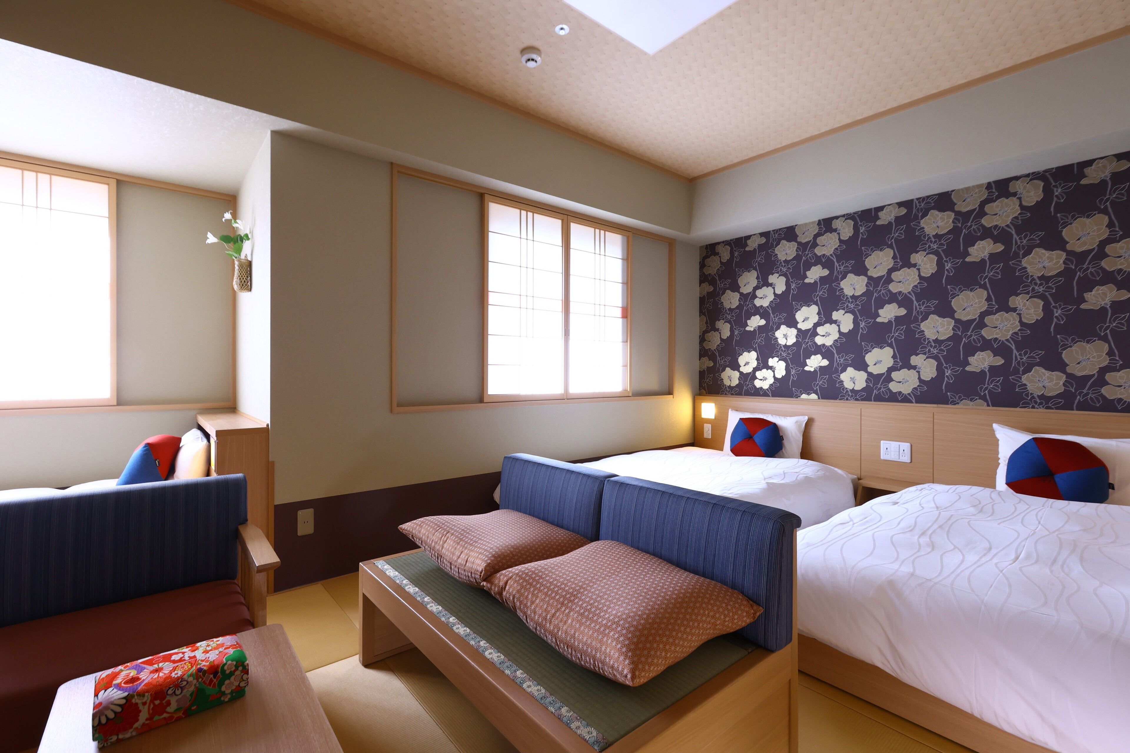 1 bedroom, down duvets, in-room safe, desk