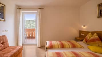 1 bedroom, free WiFi, bed sheets