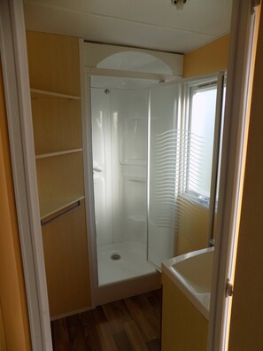 Shower - Natur Camping Bungalow T3 - 7 (Pataias)