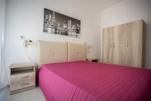 3 bedrooms, iron/ironing board - Villino Carolin | close to the sandy beach, a/c (Porto Cesareo)