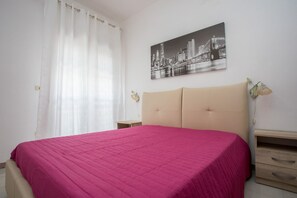 3 camere, ferro/asse da stiro