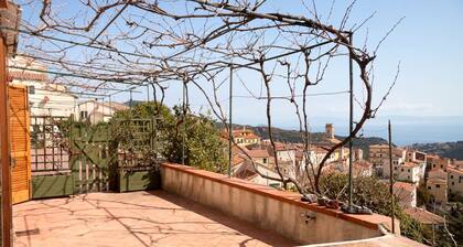 Panoramic house on the town of Rio Elba