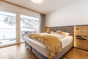 3 slaapkamers, een kluis op de kamer, gratis wifi, beddengoed