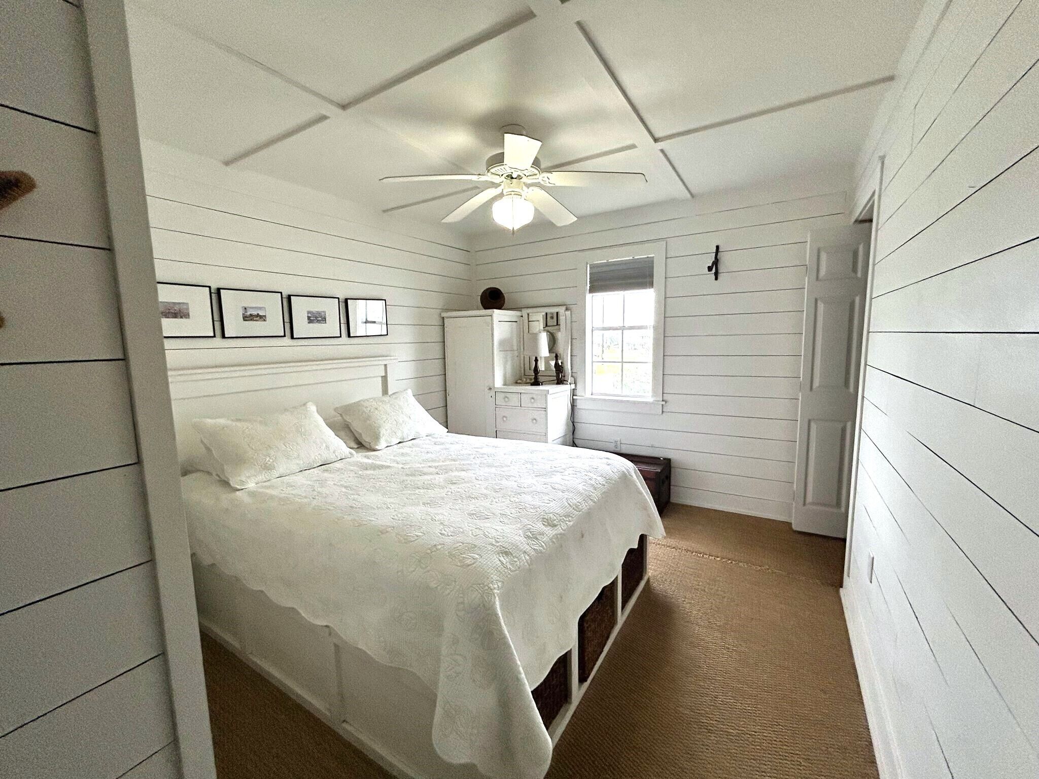 4 bedrooms, free WiFi, bed sheets