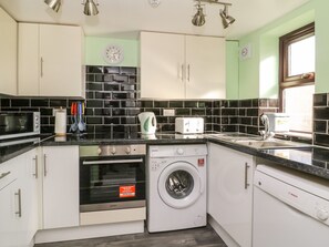 Casa de campo | Cozinha privada | Geladeira, talheres/pratos/utensílios de cozinha