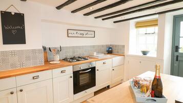 Cottage | Interior