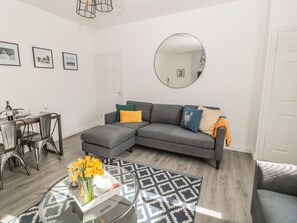 Cottage | Interior - Pebble Cove (Morpeth)