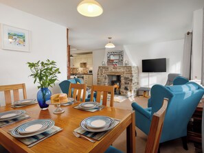 Cottage | Dining - Beech Cottage (Launceston)