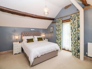 Cottage | 4 bedrooms, individually decorated, individually furnished, free WiFi - Green Farm Stables (Ashbourne)