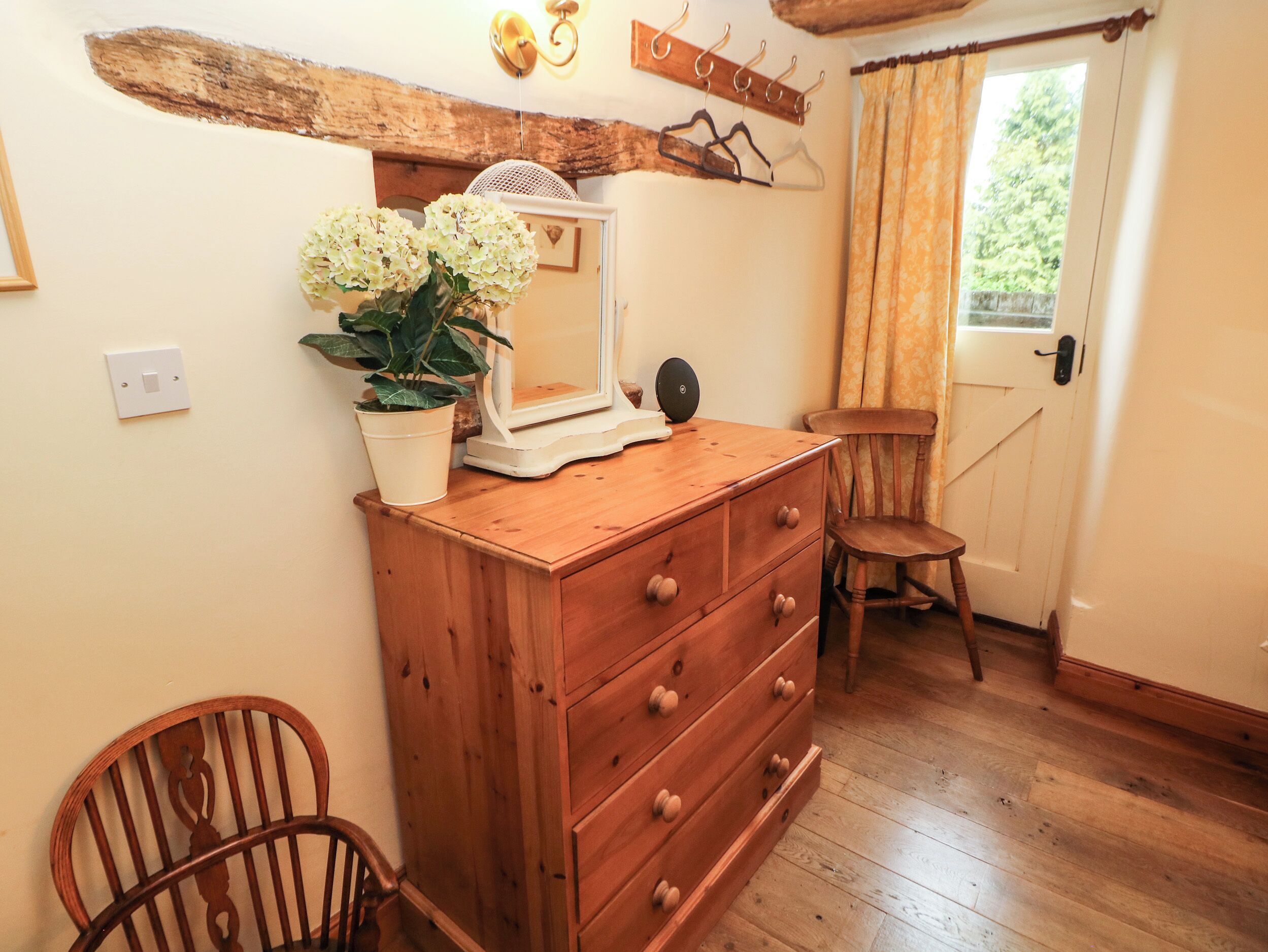 Cottage | Interior