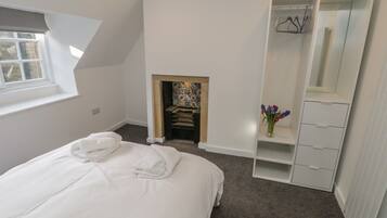 3 habitaciones, decoración personalizada y muebles diferentes