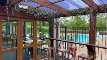 Cottage | Pool