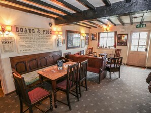 Cottage | Interior