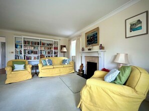 Cottage | Living area - Samstone (Shaftesbury)