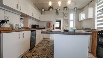 식기 세척기, 조리 도구/접시/주방 기구