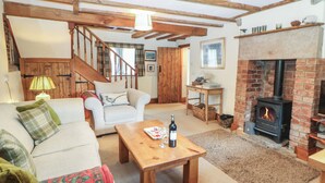 Unclassified image, 5 of 25, button - Green Farm Cottage (Ashbourne)