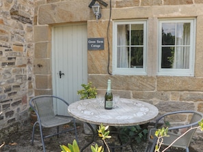Cottage | Interior