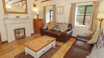 Cottage | Interior