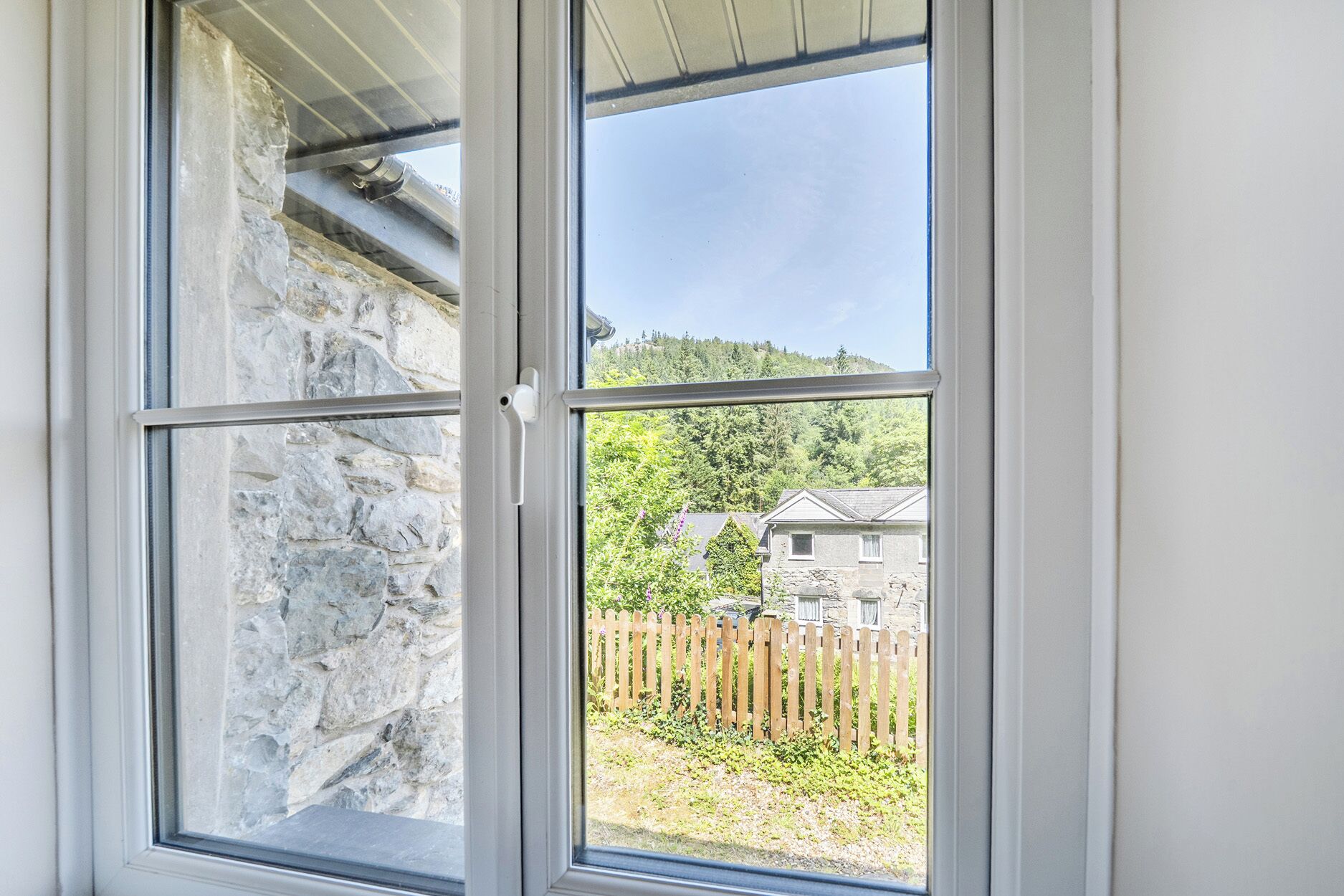 Cottage | Interior
