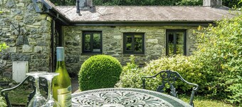 Tyn Y Ffynnon