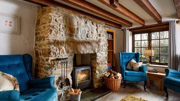 Cottage | Interior