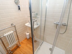 Cottage | Bathroom | Shower - Chapel Cottage (Corbridge)