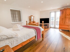 Cottage | Interior - The Parlour (Frodsham)