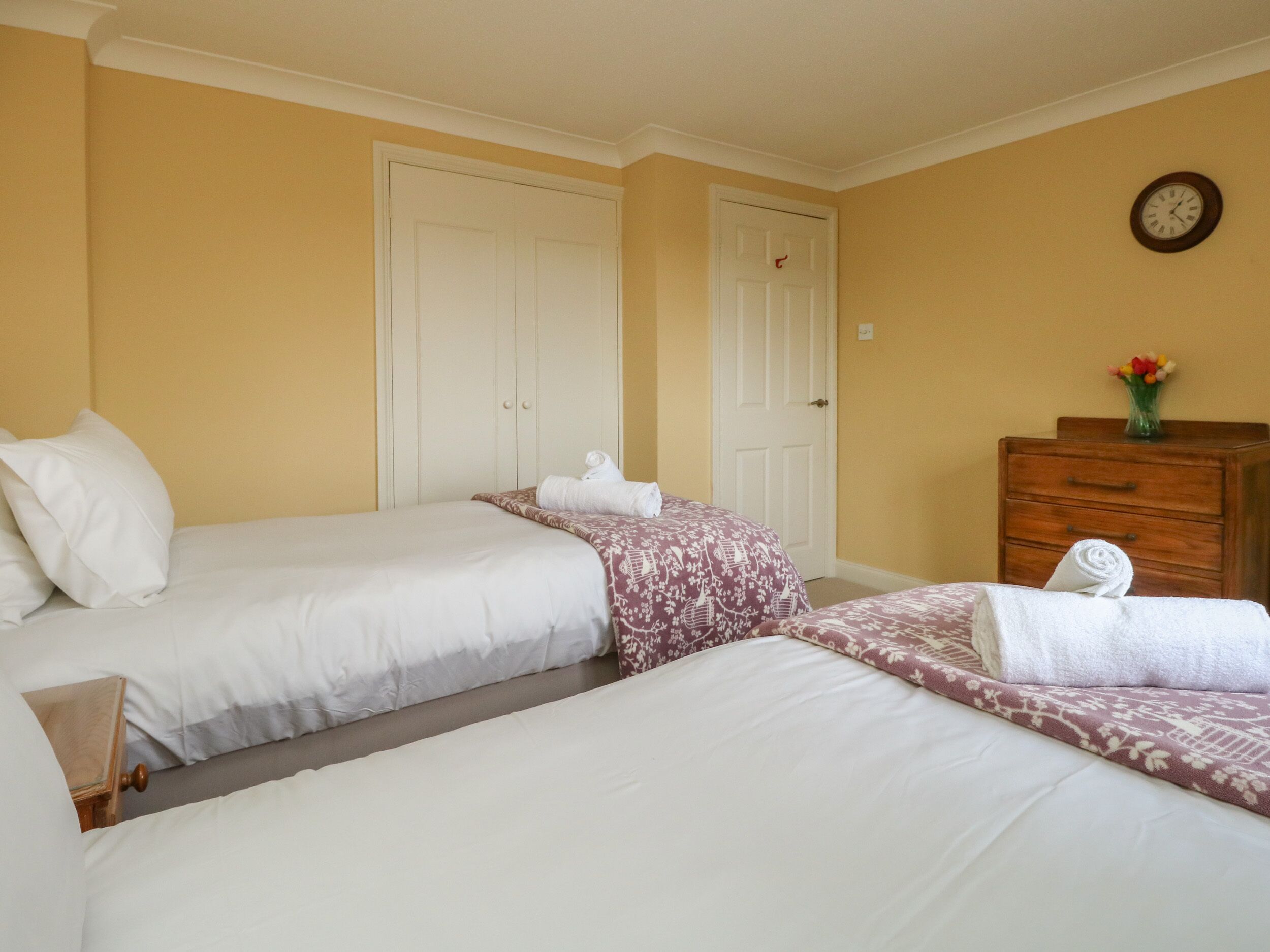 4 bedrooms, individually decorated, individually furnished, free WiFi