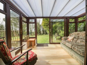 Cottage | Interior - Three Jays (Looe)