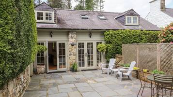 Cottage | Terrace/patio