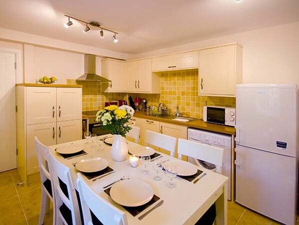 Cottage | Interior